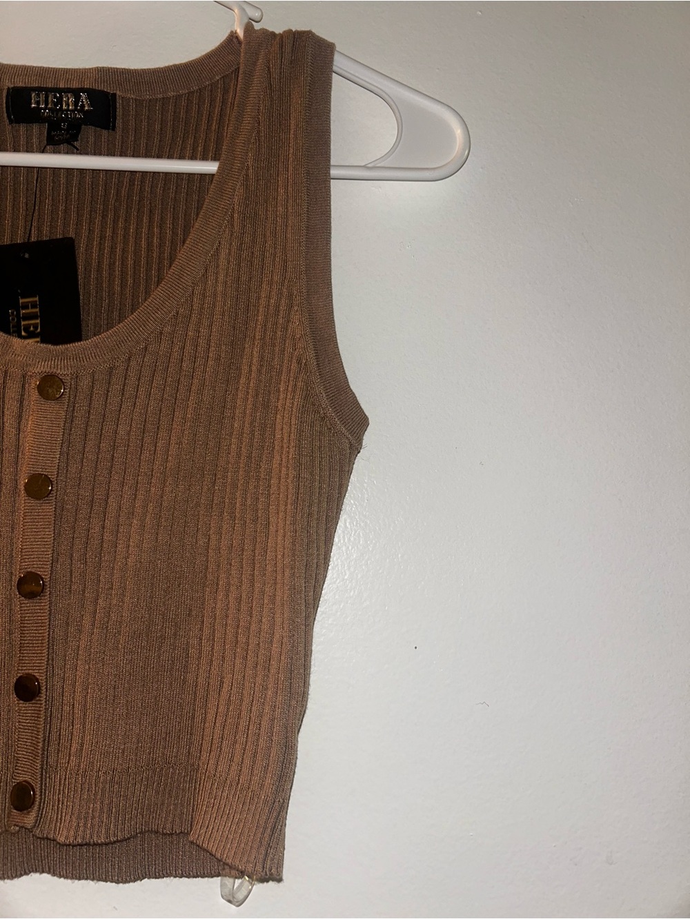 Hera Collection Cropped Ribbed Tank - Picture 4 of 6